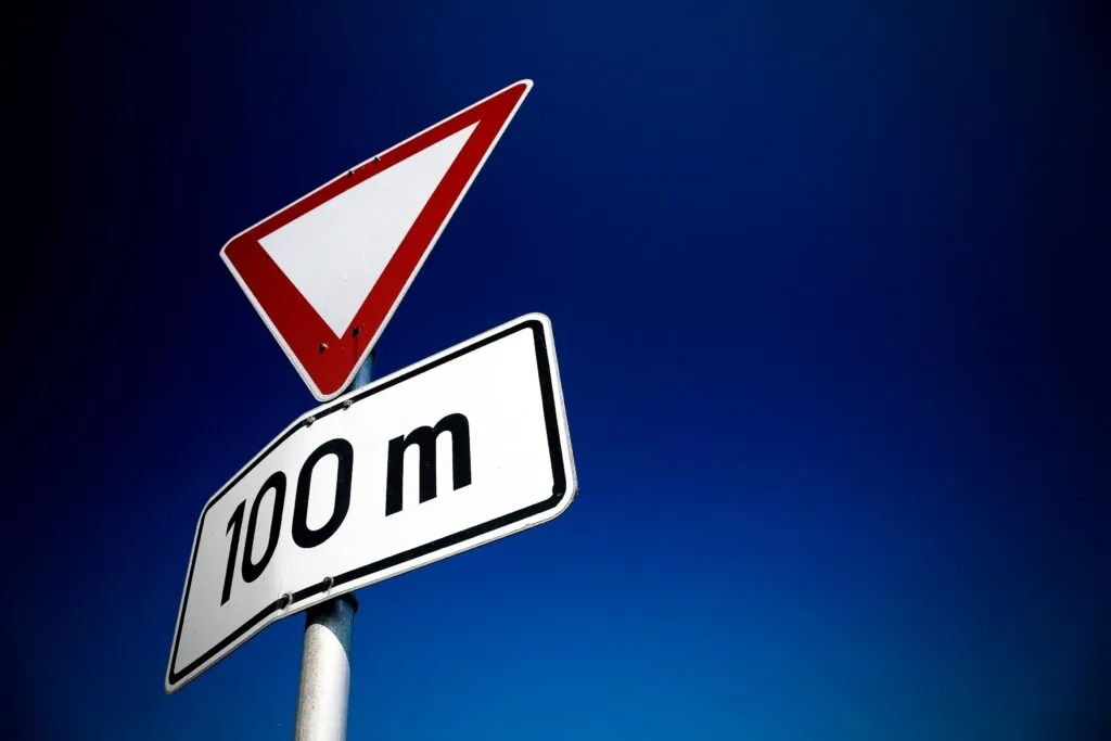 What are the Right-of-Way Laws in New York